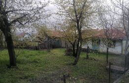 Casa demolabila, 1000mp teren,  zona Burdujeni