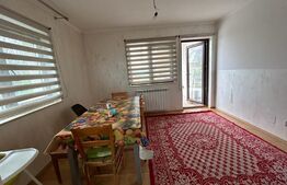 Casa individuala 3 camere, 112 mp, cu garaj, 700 mp teren,  panorama superba, Plopeni Suceava