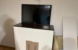 Apartament 3 camere, 55mp, semidecomandat, zona Universității