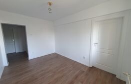 Apartament 3 camere, 58mp, semidecomandat, zona Policlinica