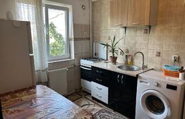 Garsoniera , 23 mp utili , etaj intermediar, zona Hotel Orizont