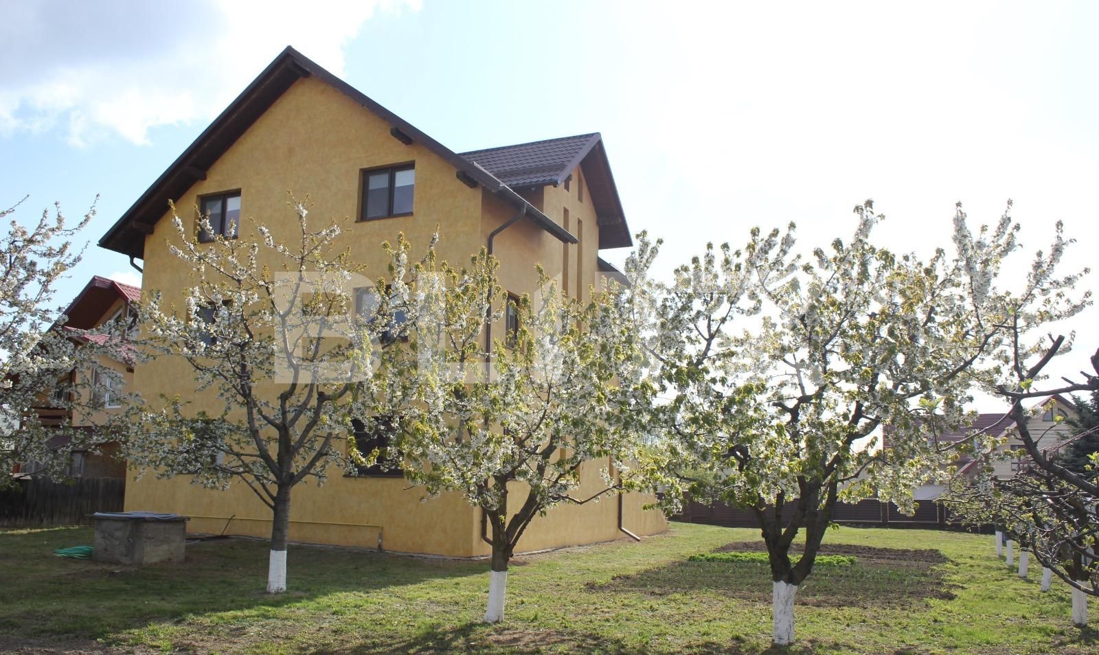 Casa de vânzare 10 camere Burdujeni - 118604CV | BLITZ Suceava | Poza1