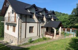 Pensiune 6 camere, 188 mp utili, 2145 mp teren, Cacica