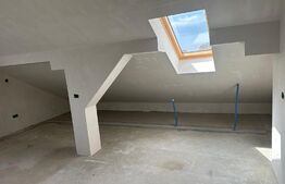 Apartament semifinisat 4 camere, 225mp, zona Zamca 