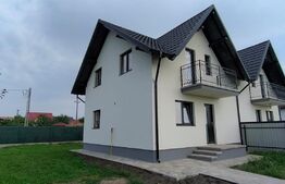 Casa duplex de 84 mp si 300 mp teren in zona Tisauti, la semifinisat