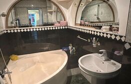 Apartament 3 camere, 68mp, zona Burdujeni