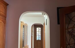 Apartament 3 camere, 60 mp, decomandat, etaj intermediar, zona Obcini