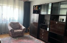 Apartament 3 camere, 60 mp, decomandat, etaj intermediar, zona Obcini