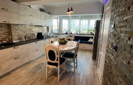 Apartament 4 camere, tip penthouse, 120 mp, zona Centrala