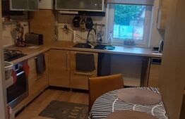 Apartament 2 camere, decomandat, etaj intermediar, 55 mp, zona Centrala