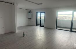 Apartament 4 camere, 105 mp, zona Primarie