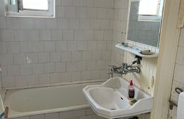 Apartament 3 camere, 61 mp, zona Curcubeu