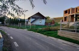 Teren intravilan de 745 mp in Moara