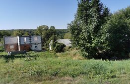 Casa individuala de 360 mp cu 2800 mp teren, zona Adancata