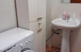 Apartament 4 camere, 70 mp, decomandat, zona Policlinica