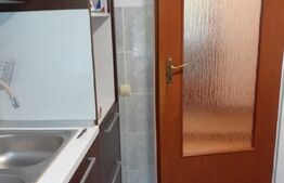Apartament 4 camere, 70 mp, decomandat, zona Policlinica