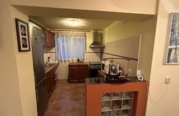 Casa individuala , 3 camere , zona Liceului Economic Suceava 