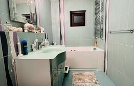 Apartament 3 camere, decomandat, 90 mp, zona Ultracentrala