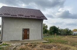 Casa la rosu,100mp, cartier Plopeni