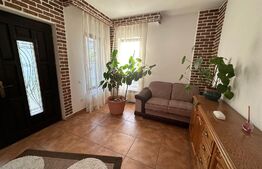 Casa individuala, 300 mp, teren 680 mp, zona Universității