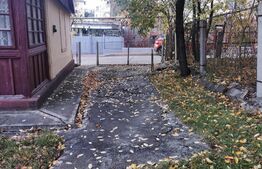 Casa batraneasca, 3 camere, 60mp, zona Ultracentral