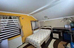 Casa individuala , 148 mp , 300 mp teren ,panouri fotovoltaice , zona Burdujeni