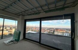 Penthouse semifinisat, 171mp utili, 452 mp terasa, cartier Zamca