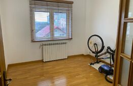 Apartament cu 3 camere, 58mp, Radauti