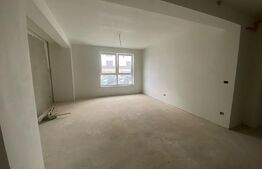 Apartament 3 camere,  106mp,  Radauti