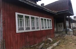 Casa batraneasca, central,Moldovita,250 mp 