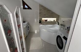 Apartament cu 3 camere, 79mp, zona Ramiro 