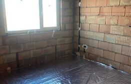 Casa de vanzare ,Tisauti