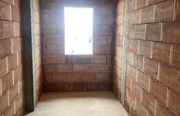 Casa la Rosu , Plopeni , zona Aeroportului 