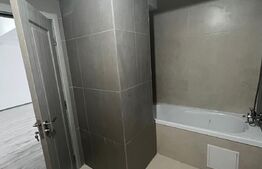 Apartament 3 camere, decomandat, 112 mp, bloc nou, lift, parcare, zona Centrală 