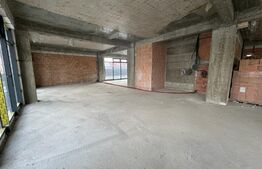 Spatiu comercial de inchiriat, central, Radauti