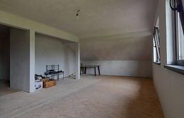 Casa semifinisata, 300mp, zona Zvoristea