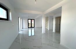 Ansamblu de 4 case moderne ,110 mp utili , zona rezidentiala Scheia 