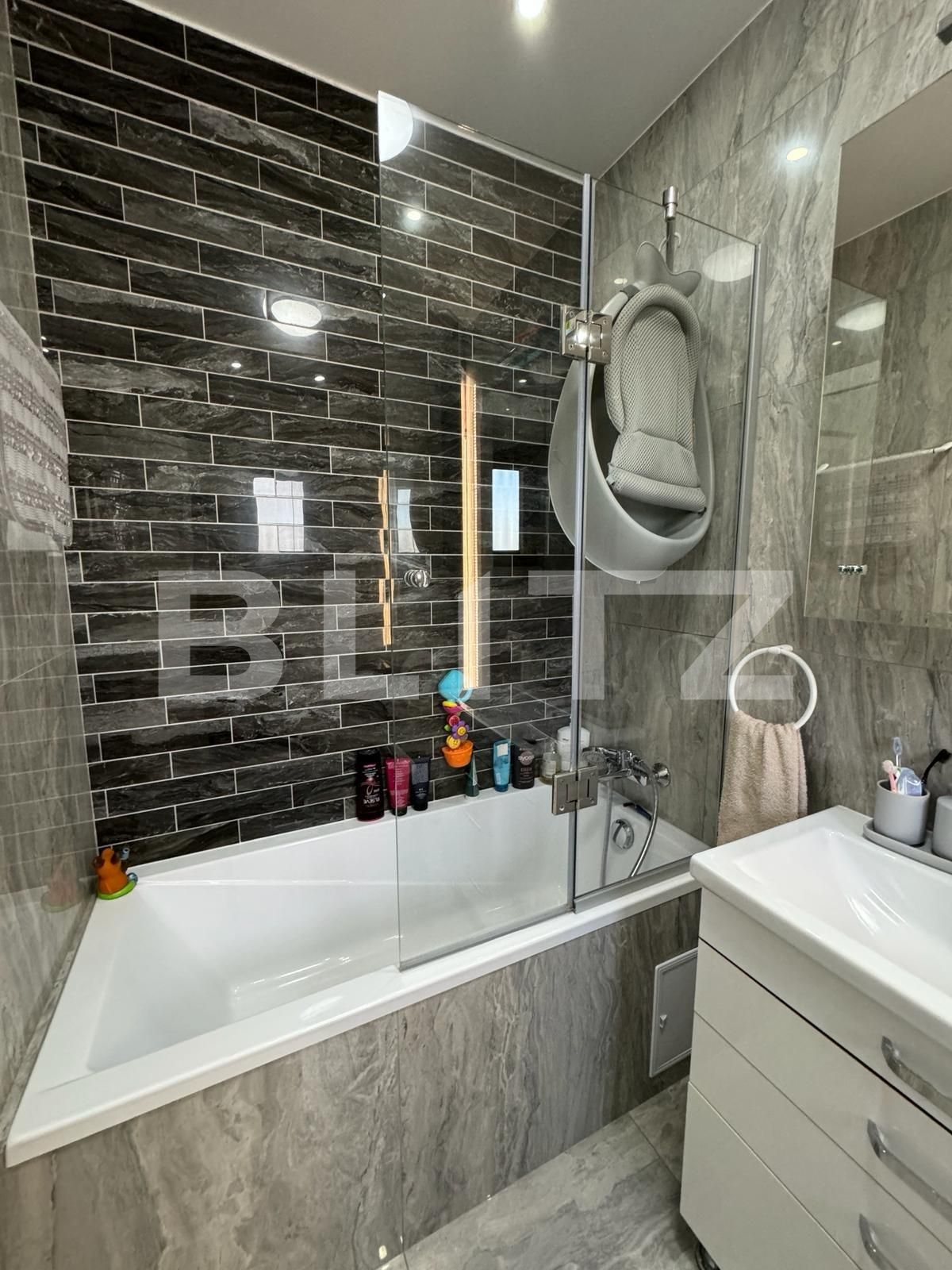 Apartament de vânzare 3 camere Radauti - 135404AV | BLITZ Suceava | Poza10