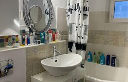 Apartament 3 camere, 68 mp, zona Obcini