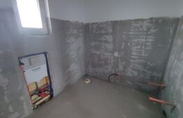 Apartament 3 camere, semifinisat, Radauti