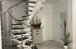 Casa tip duplex, 118mp utili, zona Plopeni