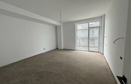 Apartament 4 camere, bloc nou, Radauti