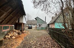 Casa individuala 2 camere, 600 mp- Radauti