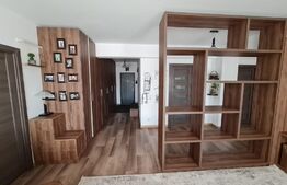 Apartament 4 camere, decomandat, 100 mp, etaj intermediar, zona Zamca 