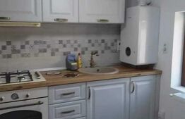 Casa 64mp si anexe in Capu-Codrului