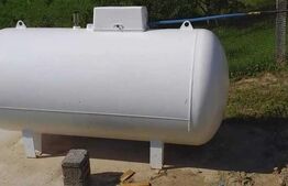 Casa 64mp si anexe in Capu-Codrului