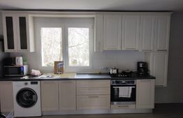 Pensiune 10 camere, 388mp, zona Dorna Arini