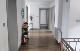 Pensiune 10 camere, 388mp, zona Dorna Arini