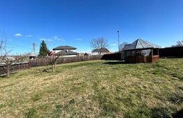 Casa batranesca , 70 mp utili, 3000 teren, complet renovata si utilata