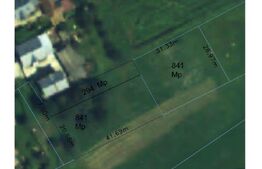 Teren intravilan , 2 parcele , 841 mp , zona Stroiesti Suceava 